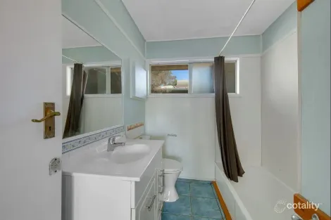 Property photo of 44 Squire Street Toolooa QLD 4680