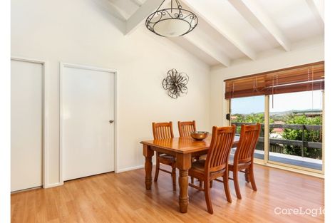 Property photo of 15 Murrogun Crescent Cordeaux Heights NSW 2526