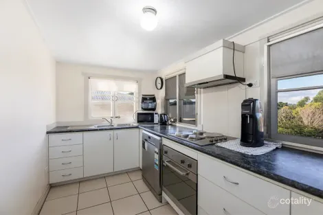 Property photo of 38 Alice Street Silkstone QLD 4304