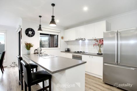 Property photo of 32 Cortula Road Cranbourne East VIC 3977