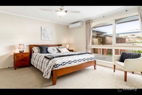 Property photo of 5 Loram Court Glen Waverley VIC 3150