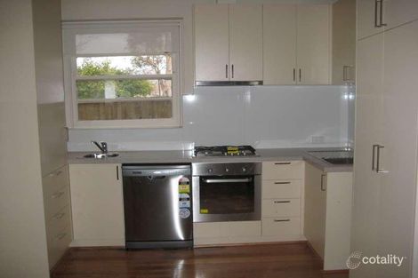 Property photo of 2/35 Denman Avenue St Kilda East VIC 3183