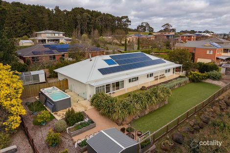 Property photo of 10 Pindara Place Gisborne VIC 3437