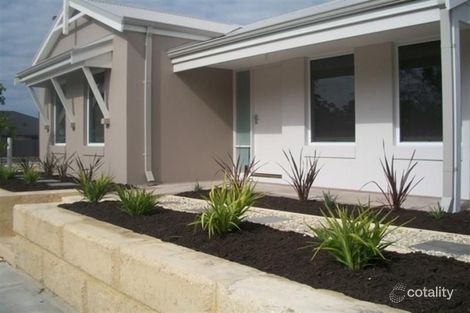 3 Tullawood Dr, Aveley, WA 6069