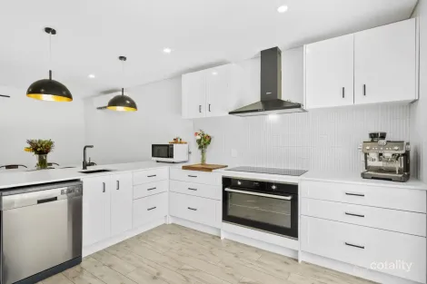 Property photo of 34 Doyle Street Silkstone QLD 4304