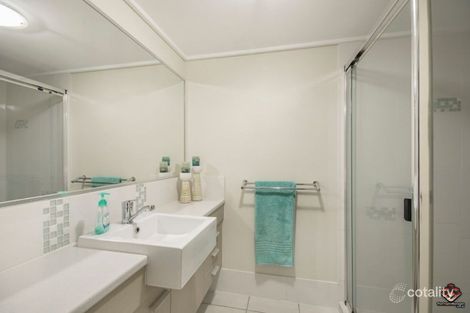 Property photo of 40/4 Grand Parade Parrearra QLD 4575