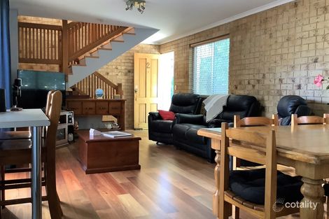 Property photo of 2/30 Quarry Road Sherwood QLD 4075