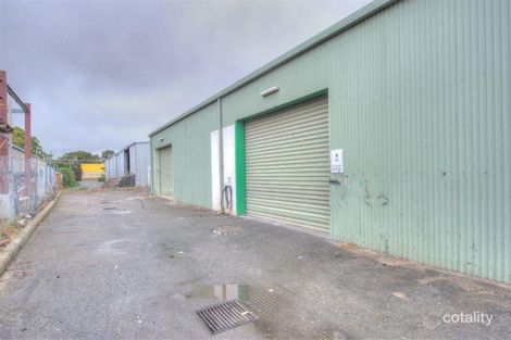 Property photo of 1/32 Crompton Road Rockingham WA 6168