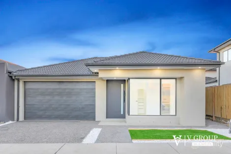 Property photo of 2 Frangipani Way Mickleham VIC 3064