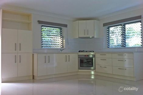Property photo of 4/34 Bramston Terrace Herston QLD 4006