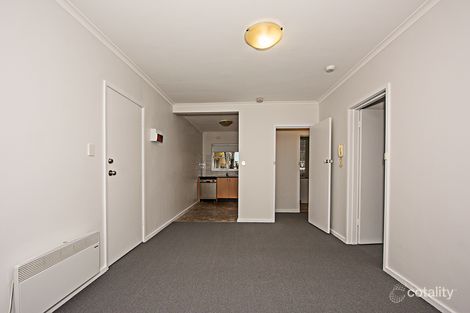 Property photo of 1/125 Kambrook Road Caulfield North VIC 3161