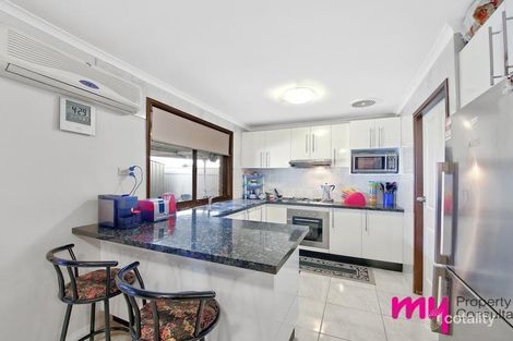 Property photo of 9 Polonius Street Rosemeadow NSW 2560