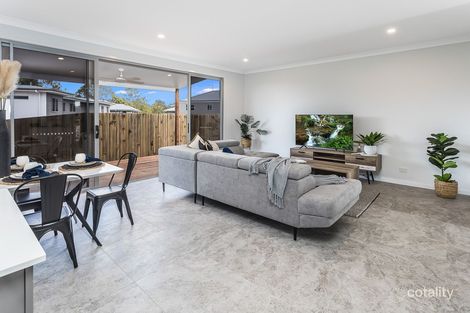 5 Pine Valley Dr, Joyner, QLD 4500