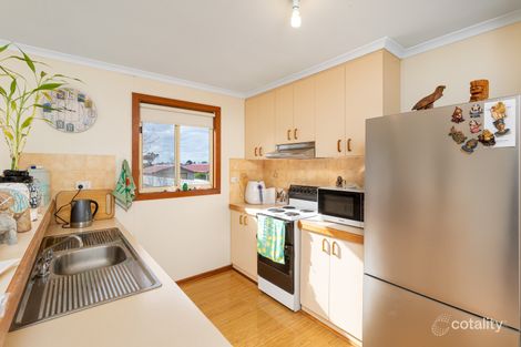 Property photo of 37 Gallipoli Street Temora NSW 2666