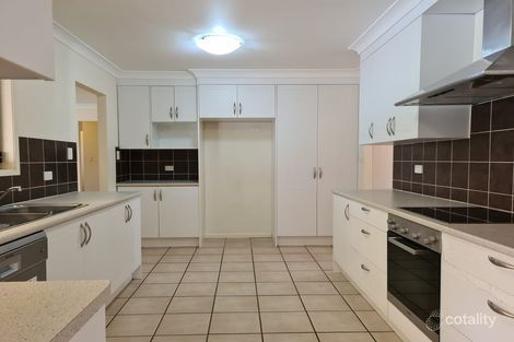 Property photo of 33 Carnaby Street Macgregor QLD 4109