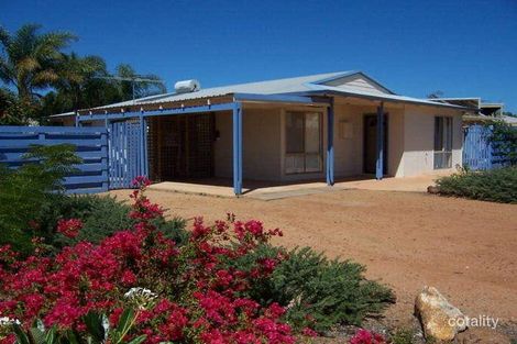 24 Batavia Cir, Kalbarri, WA 6536