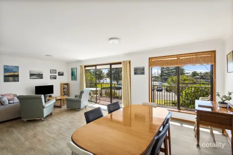 Property photo of 34 Headland Parade Barrack Point NSW 2528