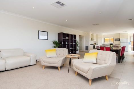 70 Henwood Ave, Kooringal, NSW 2650