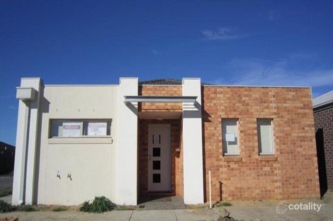 Property photo of 12 Bevan Lane Craigieburn VIC 3064