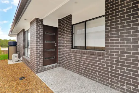 68 Aaron Cct, Browns Plains, QLD 4118