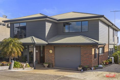 7 The Broadway, San Remo, VIC 3925