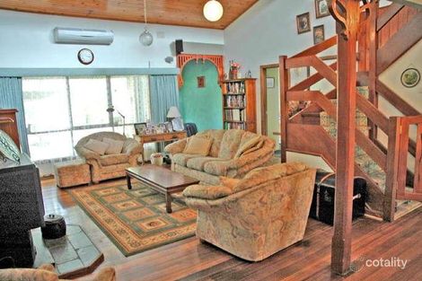 Property photo of 11 Glenalva Parade Cannons Creek VIC 3977