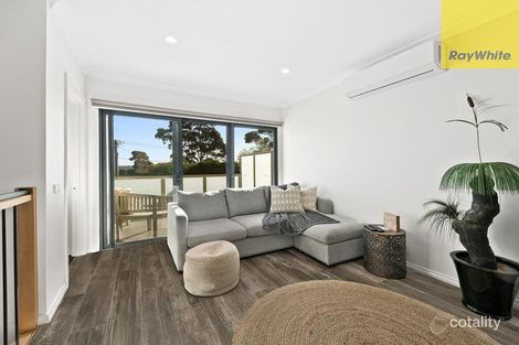 Property photo of 1/15 Stamford Crescent Rowville VIC 3178