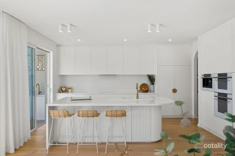 Property photo of 10 Seaside Avenue Shell Cove NSW 2529