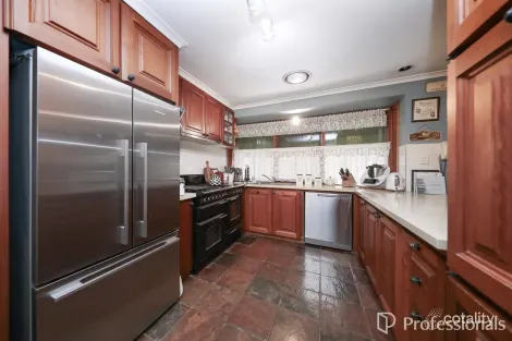Property photo of 78 Barries Road Melton VIC 3337