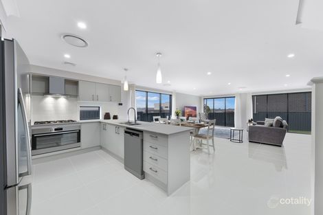 Property photo of 21 Sunstone Way Leppington NSW 2179