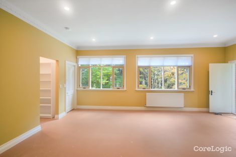 Property photo of 71 Blaxland Road Wentworth Falls NSW 2782