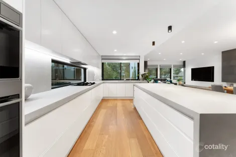 Property photo of 2 Greenock Place Templestowe VIC 3106