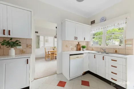 Property photo of 5 Kerela Avenue Wahroonga NSW 2076