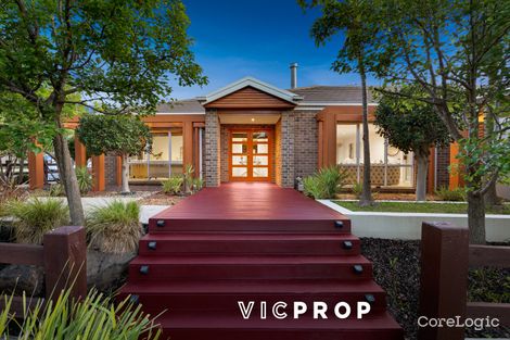 Property photo of 17 Minindee Road Manor Lakes VIC 3024