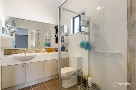 Property photo of 5 Gloria Close Glass House Mountains QLD 4518