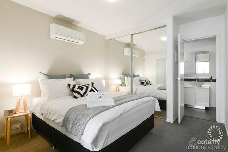 Property photo of 2012/350 William Street Melbourne VIC 3000