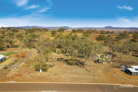 37 Langton Cres, Oakey, QLD 4401