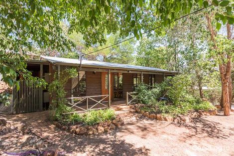 Property photo of 8 Wooloomooloo Road Greenmount WA 6056