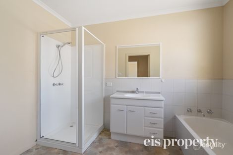 Property photo of 2/1 Howlett Court Brighton TAS 7030