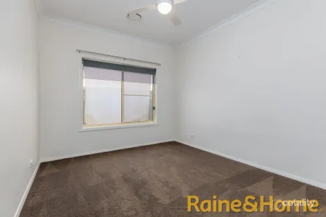 Property photo of 11 Eddy Court Dubbo NSW 2830