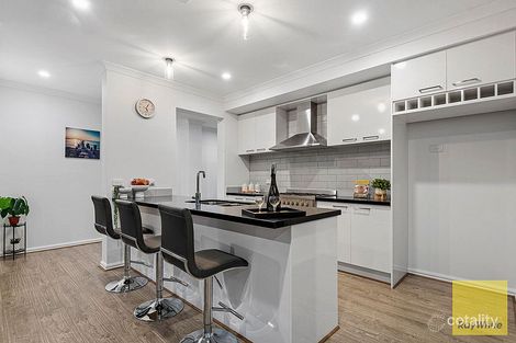 Property photo of 28 Layla Crescent Tarneit VIC 3029
