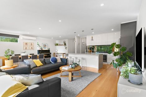 Property photo of 17 Mt Dandenong Road Croydon VIC 3136