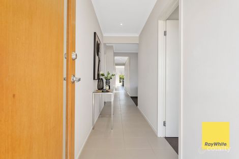 Property photo of 34 Etherington Drive Mernda VIC 3754