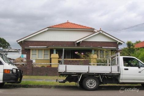 69 Minnamorra Ave, Earlwood, NSW 2206