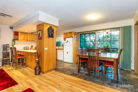 Property photo of 2/124 Grand Boulevard Montmorency VIC 3094