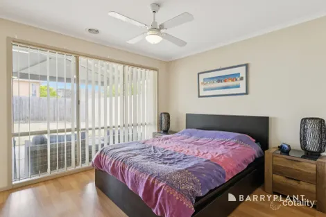 Property photo of 8 Third Avenue Rosebud VIC 3939