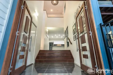 43 YACHT ST, CLONTARF, QLD 4019