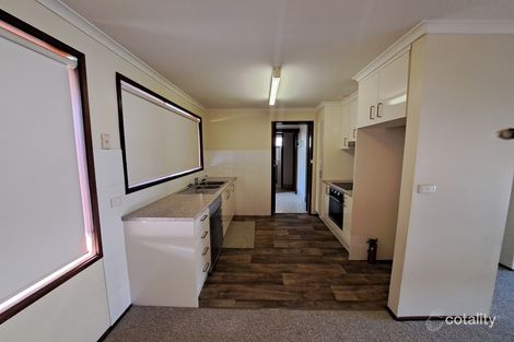 Property photo of 2/486 Kotthoff Street Lavington NSW 2641