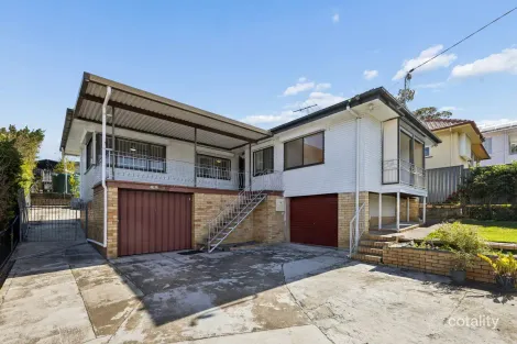 Property photo of 370 Webster Road Stafford Heights QLD 4053
