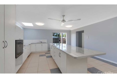 Property photo of 23 Perkins Street Manoora QLD 4870